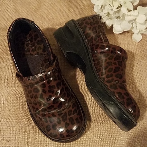 B.o.c. Leopard Print Clog - Picture 3 of 6